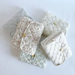 Cam Cam Copenhagen Ashley Verschoningsmatje - Latte 5 Cam Cam Copenhagen Ashley Verschoningsmatje - Latte -Babyseries Winkel Cam Cam Copenhagen Classic Stripes Verschoningsmatje Blue 1 62be