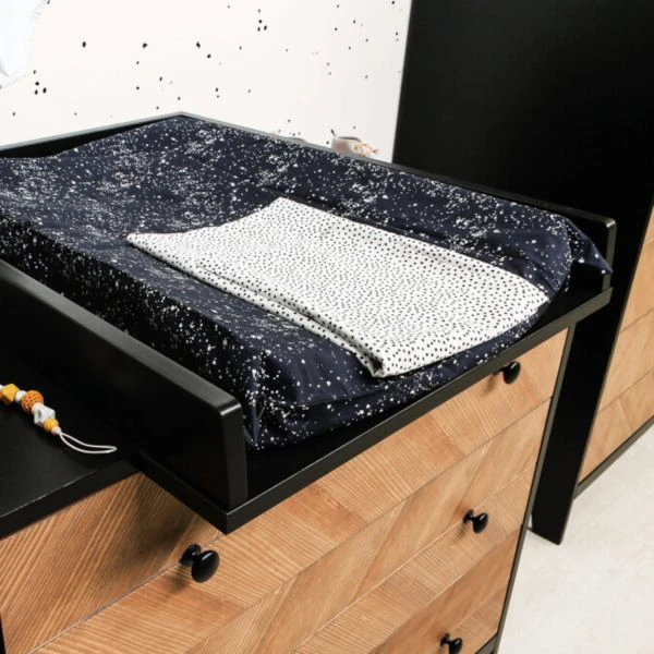 Bopita Bo Bladvergroter Zwart Bopita Bo Bladvergroter Zwart -Babyseries Winkel barrier bo zwart 1 5703