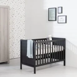 Europe Baby Ralph II Babybed Mat Zwart 60 X 120 Cm 4 Europe Baby Ralph II Babybed Mat Zwart 60 X 120 Cm -Babyseries Winkel europe baby ralph ii babybed mat zwart 60 x 120 cm 1 95cd 1