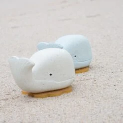 Hevea Whale Badspeeltje Blizzard Blauw -Babyseries Winkel hevea lifestyle upcycled whales 5710087430311 2 7279