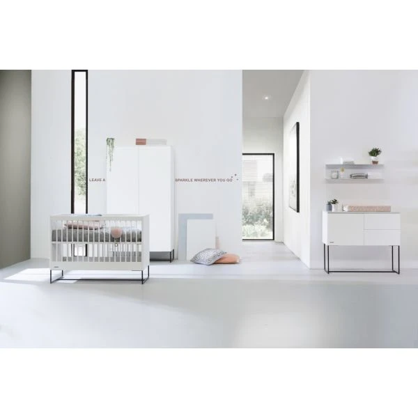 Kidsmill Modular 2 Commode 1D / 2L Mat Wit - Zwart - Mat Wit Kidsmill Modular 2 Commode 1D / 2L Mat Wit - Zwart - Mat Wit -Babyseries Winkel