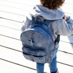 Little Company Mika Quilted Rugtas Blauw 5 Little Company Mika Quilted Rugtas Blauw -Babyseries Winkel little company mika quilted rugtas blauw 6 a2b0