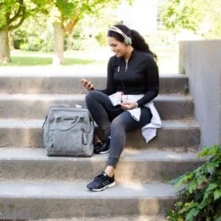 Little Company Riga Knit Luiertas Rugzak Taupe -Babyseries Winkel little company riga knit luierrugtas taupe 4 cb82